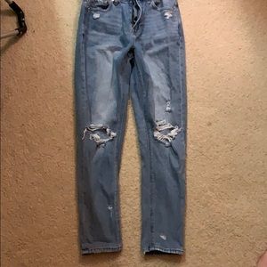 American Eagle Mom Jeans